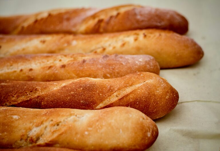 Stangenweißbrot Französisch: Ein Klassiker der Bäckereikunst